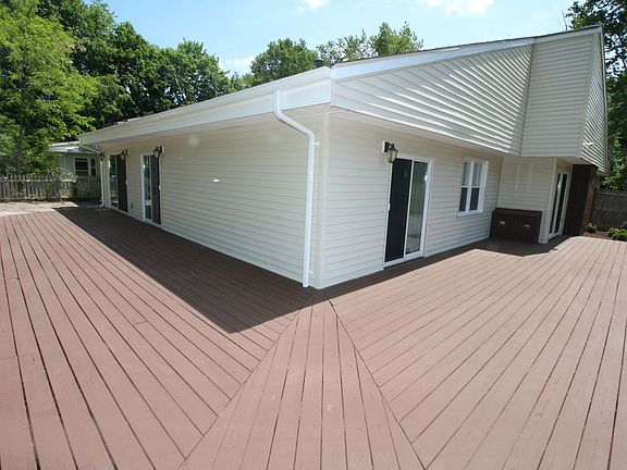 Wrap-around Patio