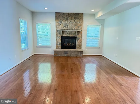62 Richard Ave, Severn, MD 21144