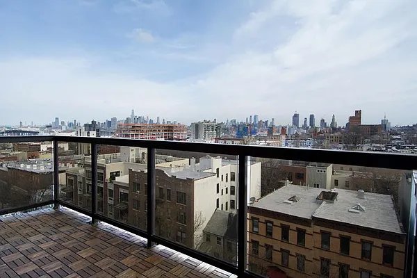 Sold by Brooklyn Bridge | media 5