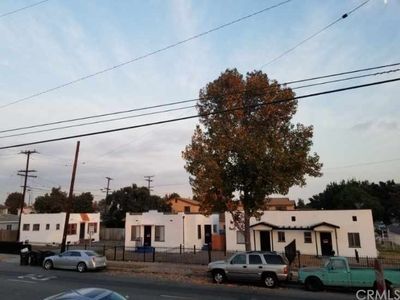 6818 Perry Rd, Bell Gardens, CA, 90201