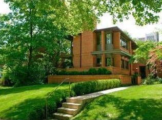 6 Aberdeen Pl, Saint Louis, MO 63105