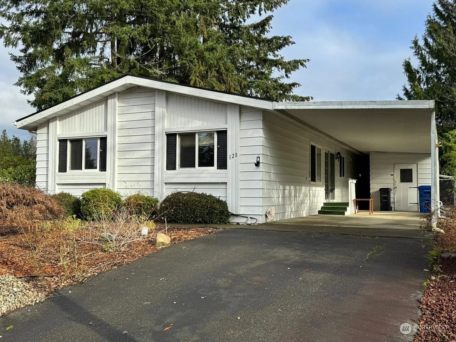 3700 SE 14th Avenue #128 photo 1
