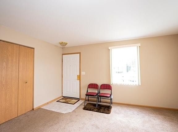 4th image of 607 Silverstone Dr