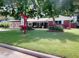 1807 Amy Dr, Baytown, TX 77520
