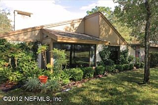 2nd image of 10027 Leisure Ln N