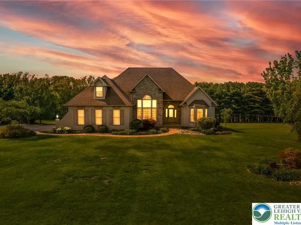 1262 Municipal Rd E, Lehighton, PA 18235