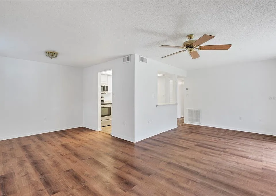 22291 Westchester Blvd #302