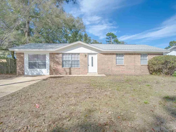315 Pine Ridge Ln, Pensacola, FL 32514