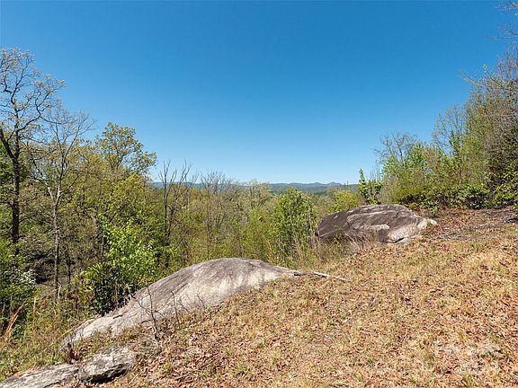 4th image of 9999 Parkway View Dr