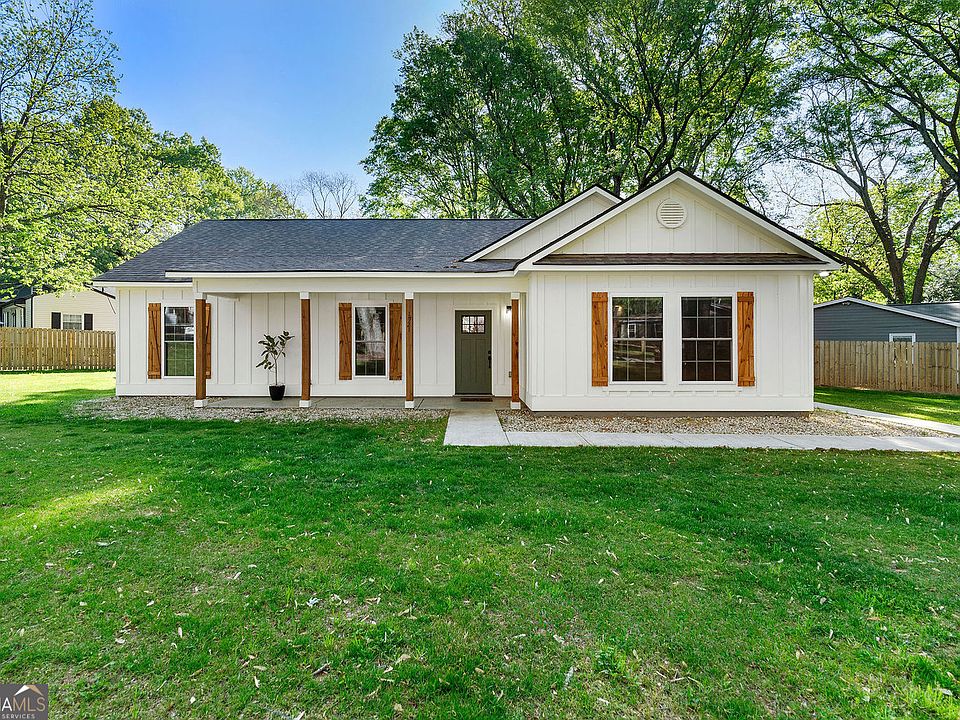 1st image of 1921 Hazelwood Dr SE
