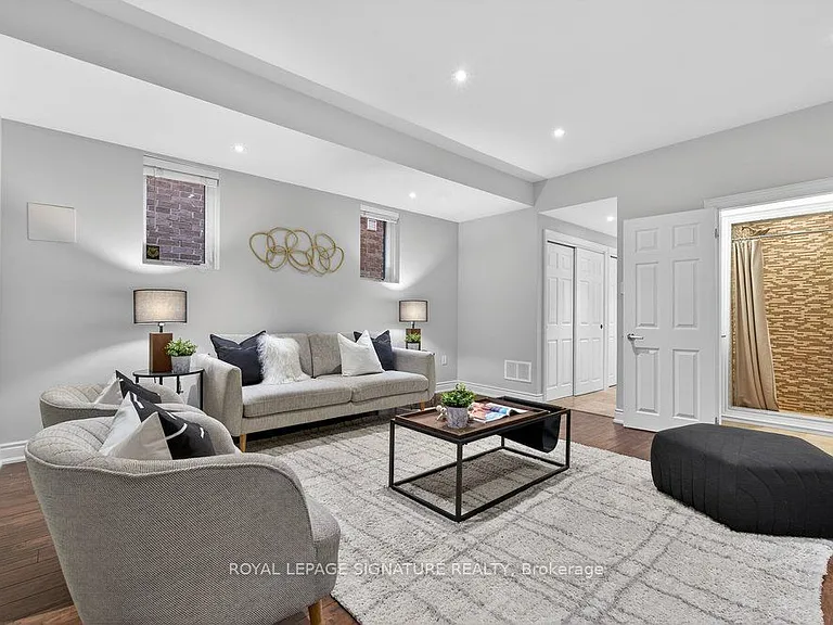 61B Bexhill Ave — Photo 36