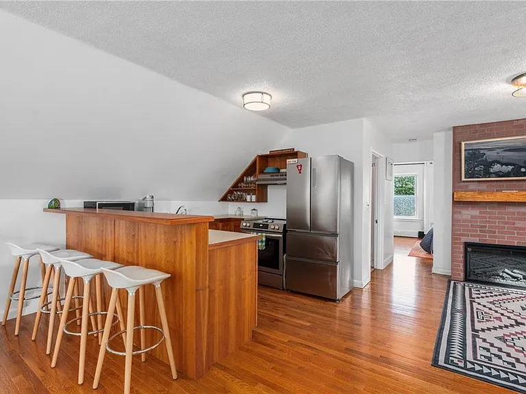 183 Wood St #3 — Photo 9