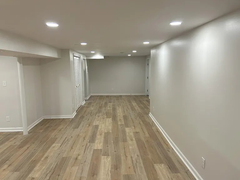 2620 Thornhill Rd NW — Photo 5
