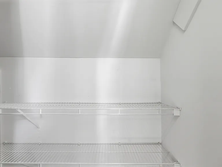 8330 Wexford Ave — Photo 7