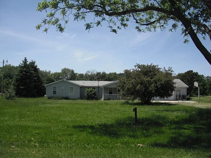 2nd image of 18322 Baird Rd