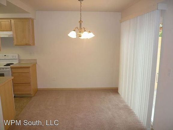 3rd image of 3500 I St NE APT 102