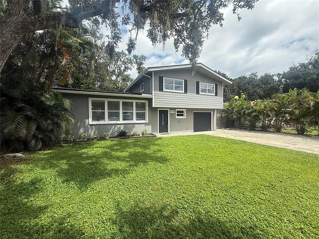 3 bed, 2.5 bath, 1502 sqft, $3,250 — Photo 2