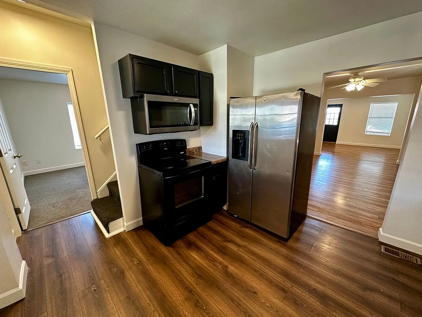 5 Bedroom House next to CMU Campus — Photo 4