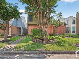 1917 Trixie Ln, Houston, TX 77042
