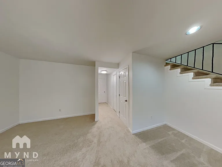 1963 Whitehall Forest Ct SE — Photo 3