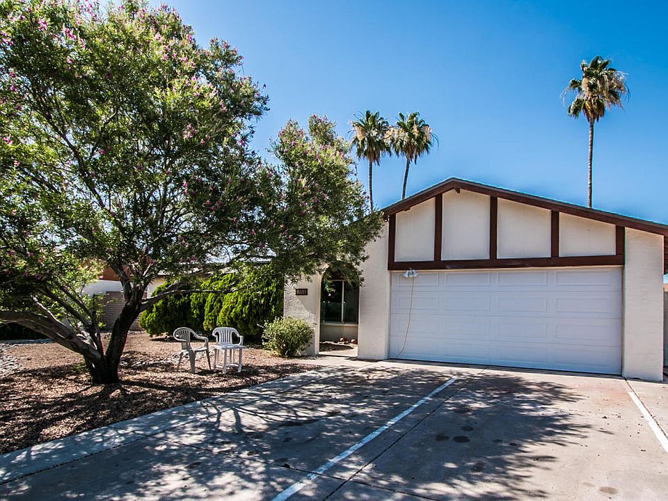 1st image of 4020 W Garden Dr