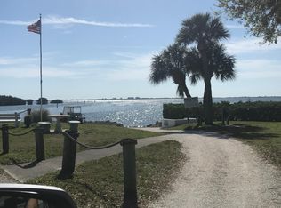 6606 Connecticut St, Bradenton, FL 34207