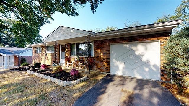 1st image of 3939 Trotwood Pl