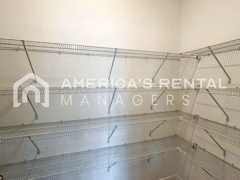 120 County Road 1702 — Photo 32
