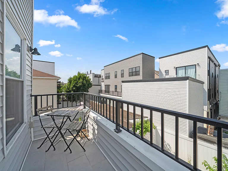 146 Congress St #2 — Photo 16