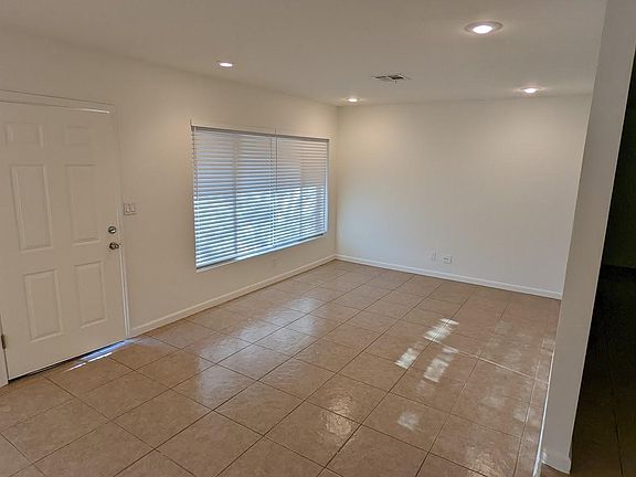 4th image of 13226 N Victor Hugo Ave