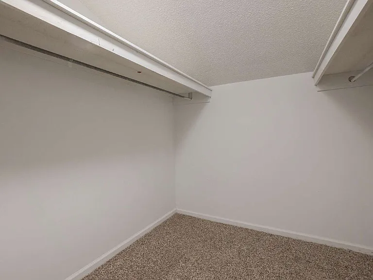 26 Bedford Ct — Photo 26