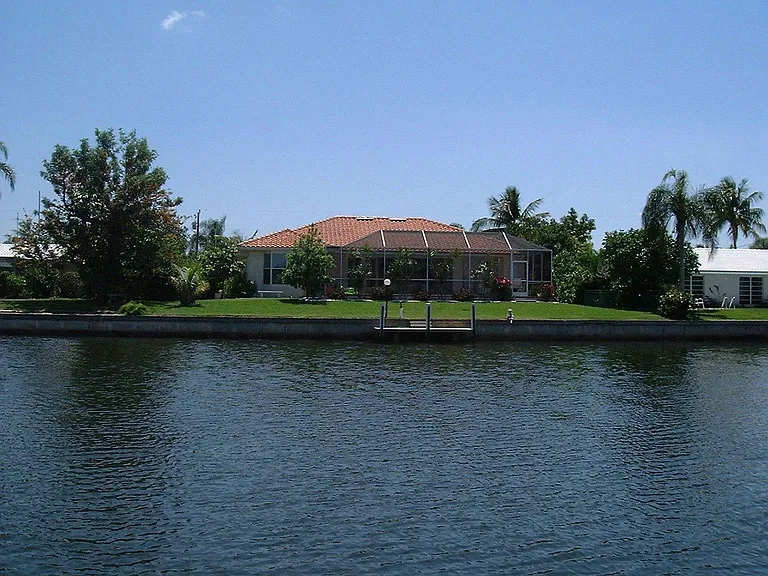 450 Sorrento Ct — Photo 30