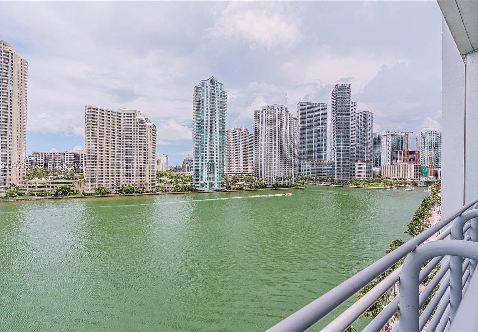 One Miami East — Photo 3