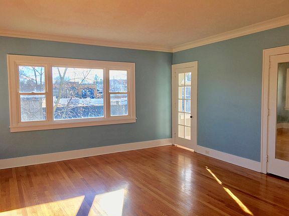 5th image of 1443 Genessee St SE