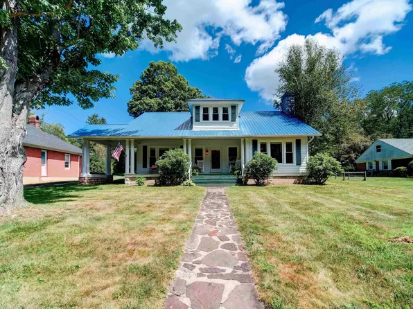 5446 Sam Snead Hwy, Hot Springs, VA 24445