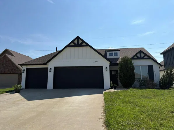 22814 E 103rd St S, Broken Arrow, OK 74014