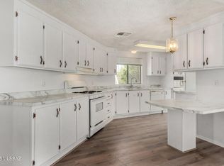 6560 N White Deer Ln, Tucson, AZ 85743