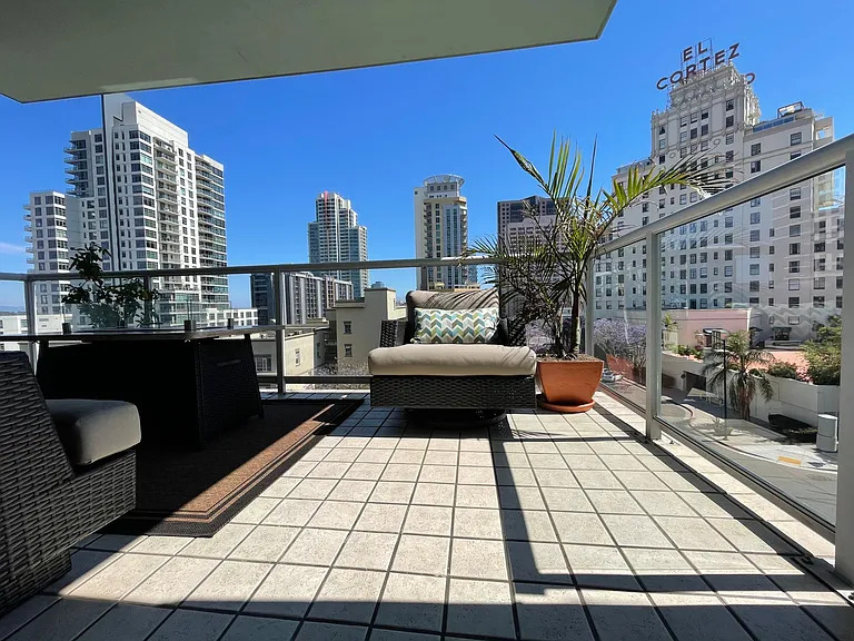 850 Beech St #614 — Photo 12