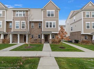 2500 Normandy Rd #50, Royal Oak, MI 48073