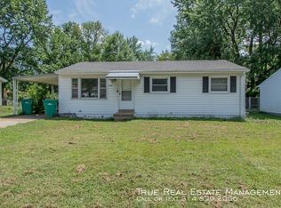 1448 Widefields Ln, Saint Louis, MO