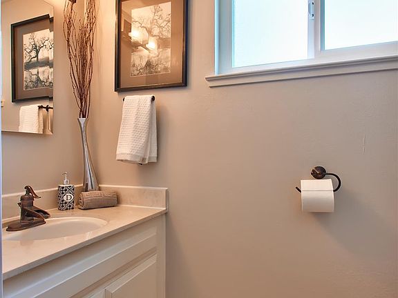 5th image of 2521 Notre Dame Dr