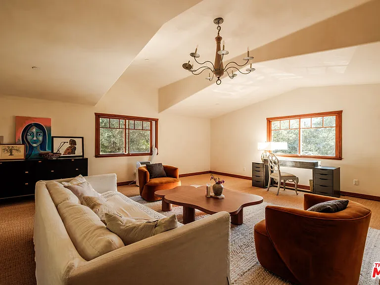 21717 Encina Rd — Photo 50