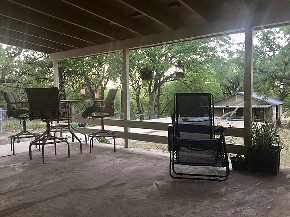 4th image of 1320 N Lakeview Dr