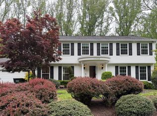 11928 Appling Valley Rd, Fairfax, VA 22030