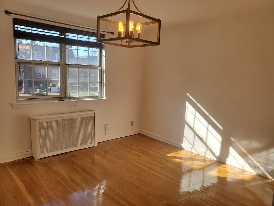 1st image of 13532 78th Ave APT C