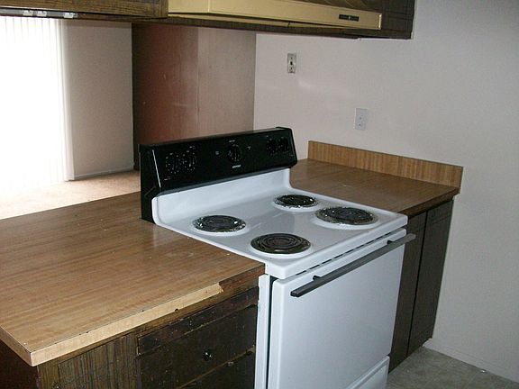 2nd image of 5202 Karm Way