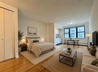 1380 York Ave APT 5B, New York, NY 10021