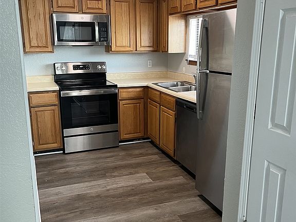 5th image of 6737 S Peoria Ave APT B216