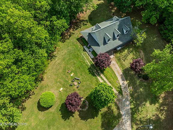 48th image of 1043 Reagan Springs Rd