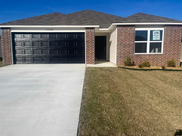 13040 River Creek Ln, Hensley, AR 72065